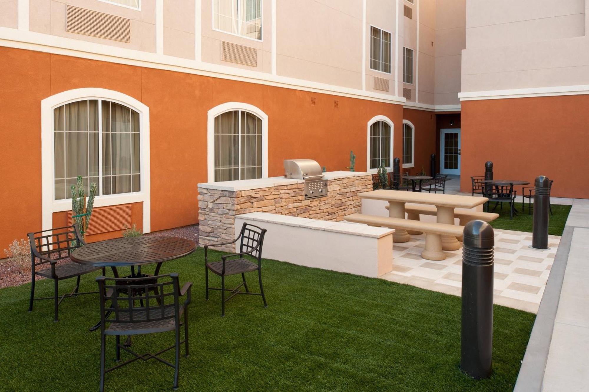 Towneplace Suites By Marriott Tucson Williams Centre Exterior foto